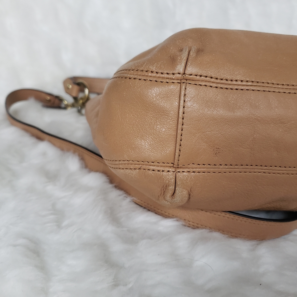 Coach Ashley Hippie Crossbody - Picture 4 of 13